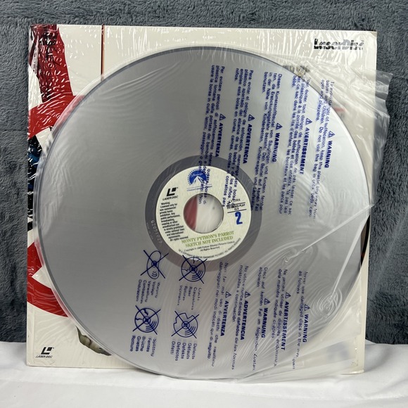 Monty Python's Parrot Sketch Not‎ Included - Laserdisc (1994 Paramount) VG+ - Picture 11 of 12
